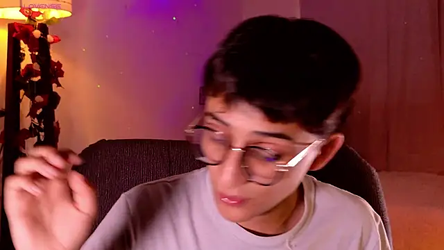 Mr evan1 online show from February 2025 07:31:02 PM