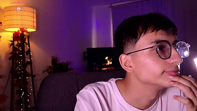 Mr evan1 online show from March 2025 05:14:02 PM