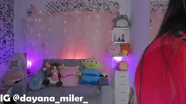 Snapshot of _dayana_miler chatting on November 2025 02:49:01 PM dayana miler online show from November 2025 02:49:01 PM