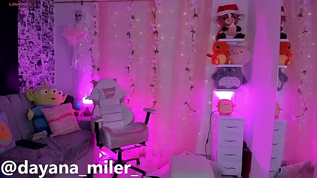 Snapshot of _dayana_miler chatting on December 2025 12:15:02 AM dayana miler online show from December 2025 12:15:02 AM