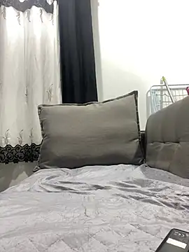 Snapshot of Bella_Anjoss chatting on July 2026 01:07:01 AM Bella Anjoss online show from July 2026 01:07:01 AM