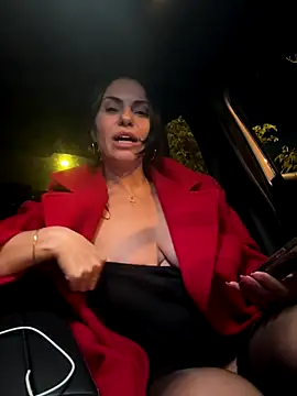 Snapshot of KimKelly13 chatting on November 2025 07:15:01 PM KimKelly13 online show from November 2025 07:15:01 PM