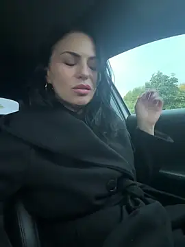 Snapshot of KimKelly13 chatting on November 2025 07:14:02 AM KimKelly13 online show from November 2025 07:14:02 AM