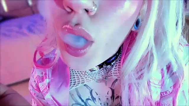 Snapshot of Broklinwhite_ chatting on December 2025 02:25:02 PM Broklinwhite online show from December 2025 02:25:02 PM