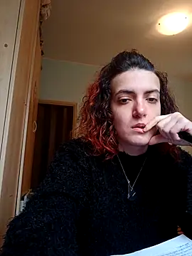 LadyMinnie online show from October 2025 12:29:01 PM