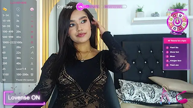 Snapshot of coraline_v chatting on March 2025 04:20:02 AM coraline v online show from March 2025 04:20:02 AM