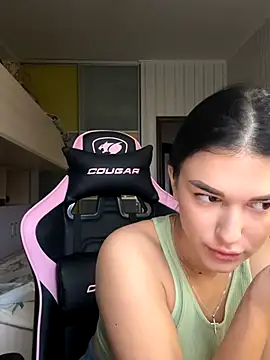 Julietta a online show from November 2025 07:30:02 AM