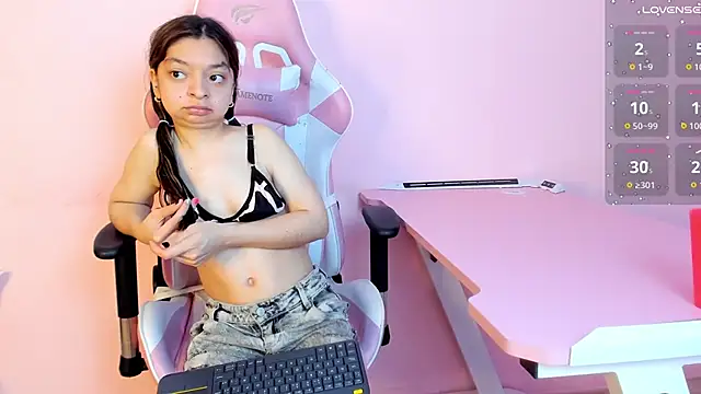 CharlotteMuller online show from October 2025 08:14:02 PM