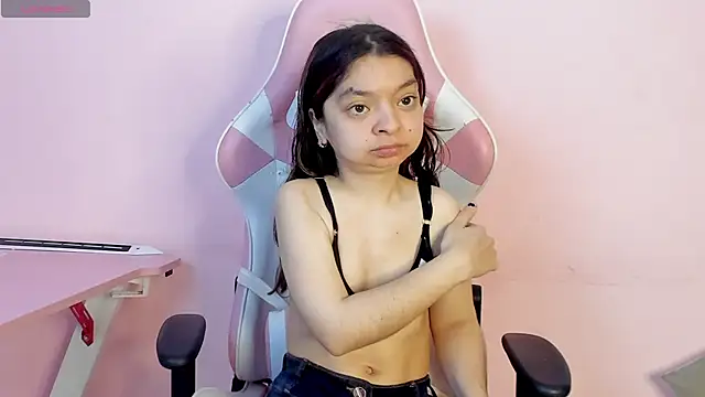 CharlotteMuller online show from November 2025 07:59:02 PM