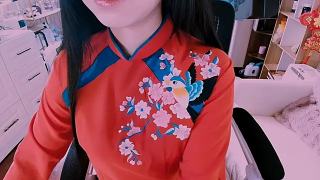 Snapshot of Lee_Mi chatting on February 2026 03:08:02 PM Lee Mi online show from February 2026 03:08:02 PM