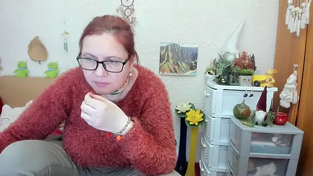 Snapshot of PlayfullMature chatting on March 2025 04:24:01 PM PlayfullMature online show from March 2025 04:24:01 PM