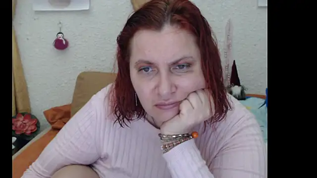 Snapshot of PlayfullMature chatting on October 2025 09:49:01 AM PlayfullMature online show from October 2025 09:49:01 AM