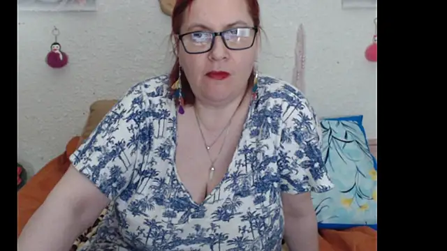 Snapshot of PlayfullMature chatting on November 2025 03:21:01 PM PlayfullMature online show from November 2025 03:21:01 PM