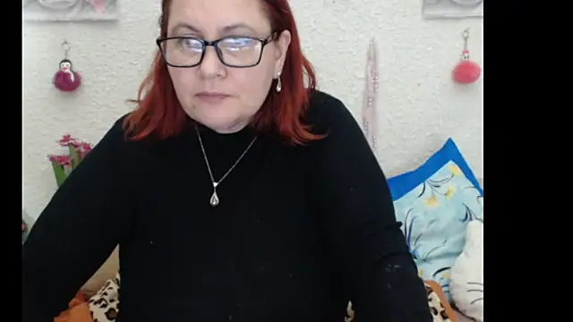 Snapshot of PlayfullMature chatting on November 2025 11:24:01 PM PlayfullMature online show from November 2025 11:24:01 PM