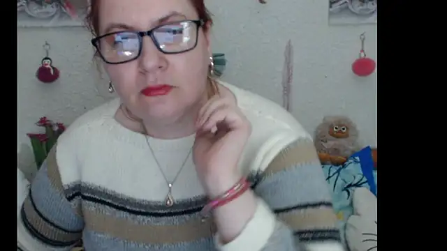 Snapshot of PlayfullMature chatting on November 2025 05:02:01 PM PlayfullMature online show from November 2025 05:02:01 PM