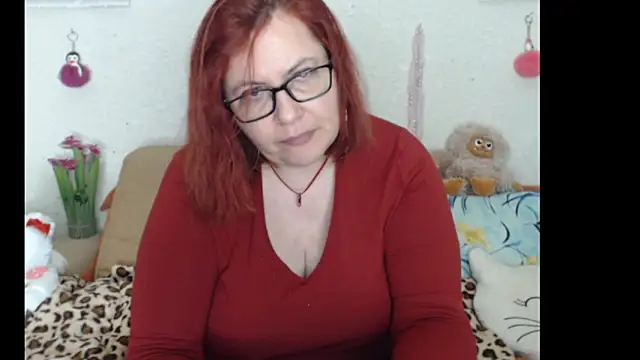 Snapshot of PlayfullMature chatting on November 2025 06:21:02 PM PlayfullMature online show from November 2025 06:21:02 PM