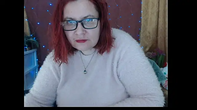 Snapshot of PlayfullMature chatting on December 2025 06:56:01 PM PlayfullMature online show from December 2025 06:56:01 PM