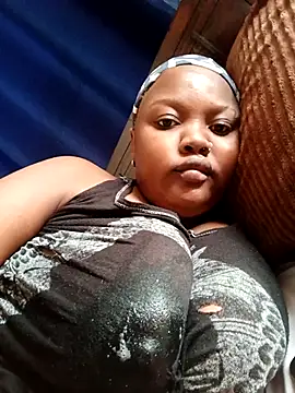 queennapal online show from March 2026 04:18:01 AM