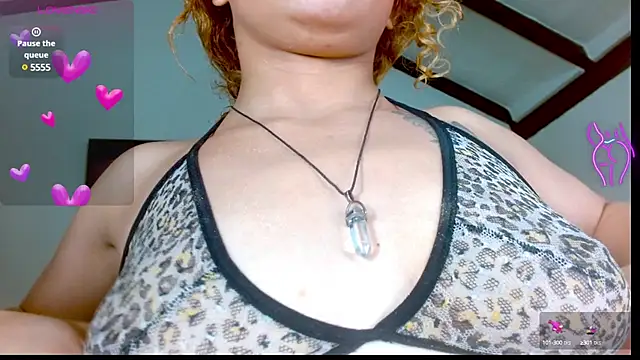 Eva Hoot online show from March 2025 01:32:02 PM