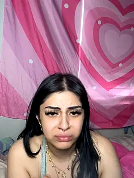 Snapshot of ThickerThanYoBitch chatting on September 2025 02:50:01 PM ThickerThanYoBitch online show from September 2025 02:50:01 PM