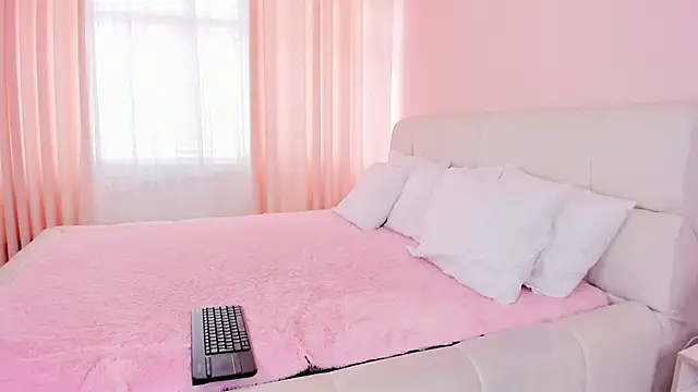 camila  joy online show from December 2024 05:23:02 PM