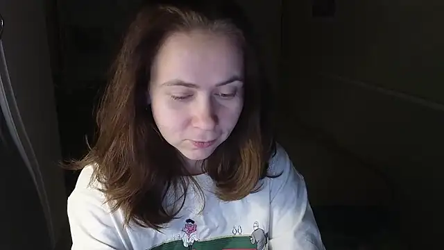 Riley Roo online show from November 2025 05:01:02 PM