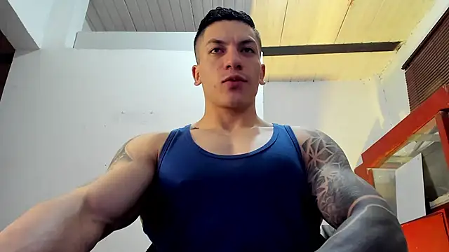 Snapshot of aquiles_51 chatting on October 2025 08:41:02 PM aquiles 51 online show from October 2025 08:41:02 PM