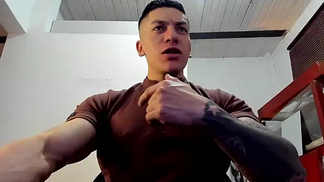 Snapshot of aquiles_51 chatting on October 2025 07:36:02 PM aquiles 51 online show from October 2025 07:36:02 PM