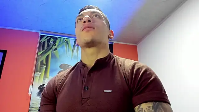 Snapshot of aquiles_51 chatting on November 2025 02:50:02 PM aquiles 51 online show from November 2025 02:50:02 PM