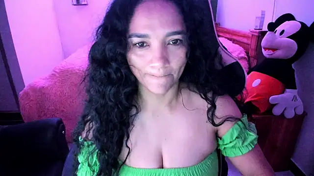 rayza mature 154 online show from April 2026 04:26:02 PM