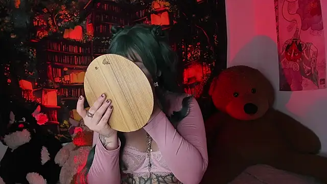 Snapshot of Elena-Rosse chatting on November 2025 10:31:02 PM Elena-Rosse online show from November 2025 10:31:02 PM