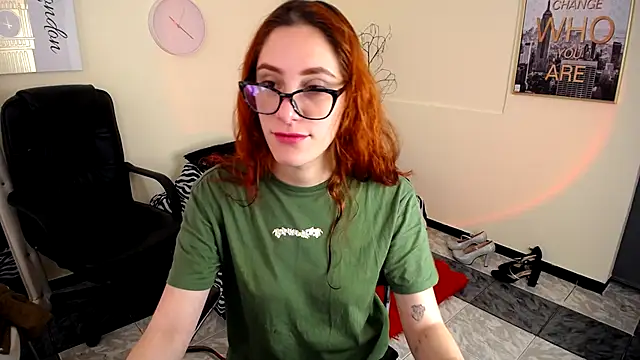 IsaBaileys  online show from March 2025 07:36:01 PM