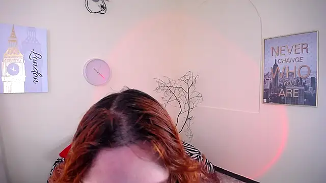 IsaBaileys  online show from March 2025 07:35:01 PM