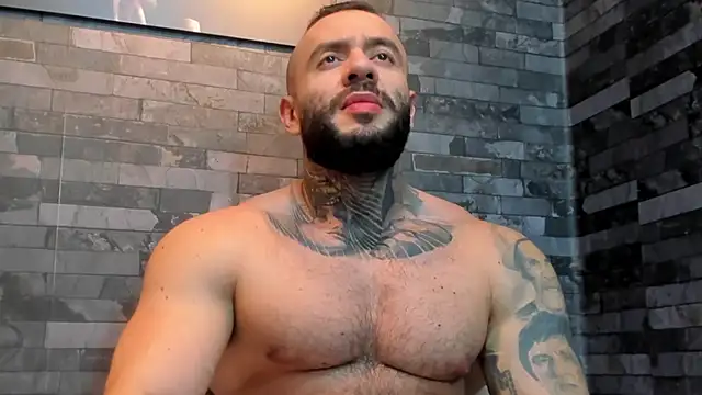 BruceDallas online show from June 2026 03:15:01 AM