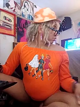 Snapshot of Mune_Raez_6 chatting on October 2025 02:40:01 PM Mune Raez 6 online show from October 2025 02:40:01 PM