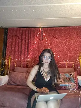emily amaya online show from May 2026 11:34:01 PM