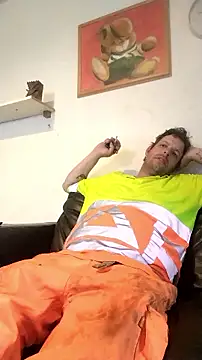 Knuffelstaaf123 online show from April 2026 01:00:02 PM