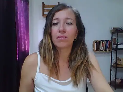 Snapshot of charlott_ponce chatting on November 2025 06:41:02 PM charlott ponce online show from November 2025 06:41:02 PM