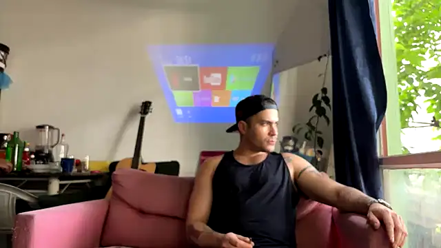 gerson173Hugo online show from March 2025 06:58:01 PM