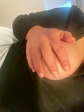 Snapshot of MorbidaMonica01 chatting on December 2025 10:06:02 PM MorbidaMonica01 online show from December 2025 10:06:02 PM