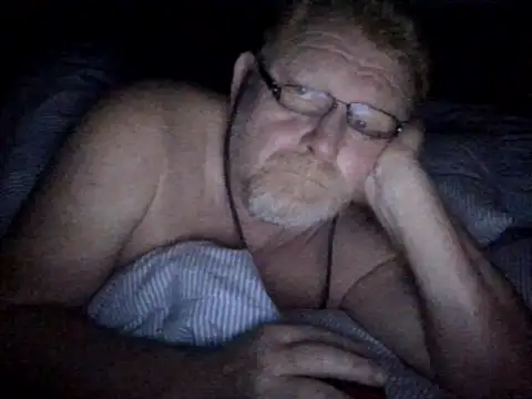 lovelickyou01 online show from November 2025 01:08:01 AM