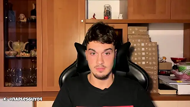 Hank 04 online show from September 2025 05:03:02 PM