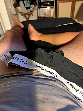 Hank 04 online show from September 2025 10:00:01 PM