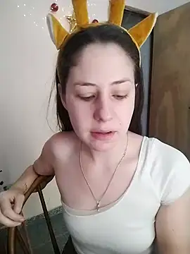 Snapshot of lucecitafantasy2 chatting on December 2024 11:36:01 AM lucecitafantasy2 online show from December 2024 11:36:01 AM