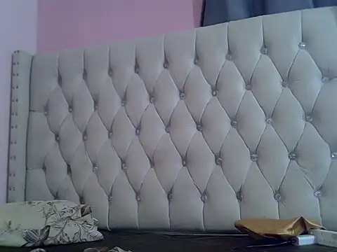 Amberay1 online show from November 2025 07:41:01 AM