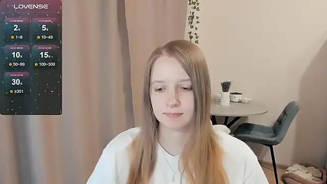 Snapshot of Alyaley chatting on October 2025 05:35:02 AM Alyaley online show from October 2025 05:35:02 AM