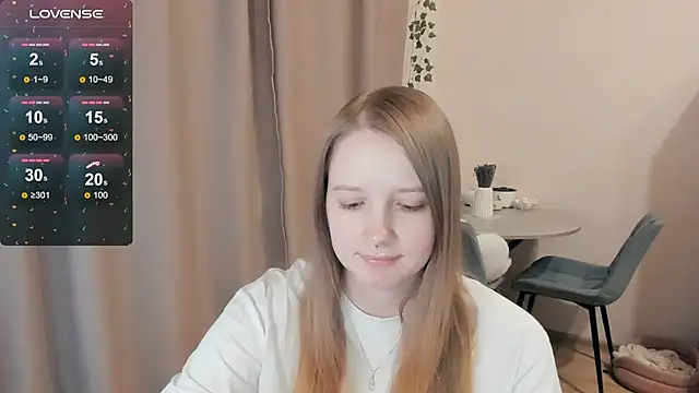 Snapshot of Alyaley chatting on November 2025 05:13:02 AM Alyaley online show from November 2025 05:13:02 AM