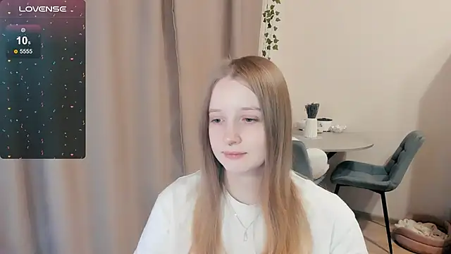 Snapshot of Alyaley chatting on November 2025 09:53:01 PM Alyaley online show from November 2025 09:53:01 PM