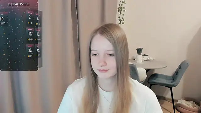 Snapshot of Alyaley chatting on November 2025 05:41:01 PM Alyaley online show from November 2025 05:41:01 PM