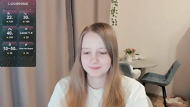 Snapshot of Alyaley chatting on November 2025 05:37:01 PM Alyaley online show from November 2025 05:37:01 PM